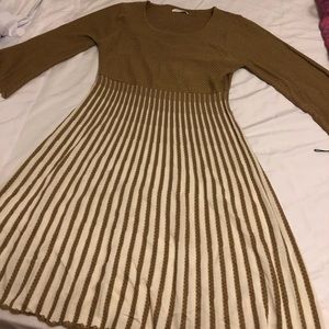 Mid sleeve Calvin Klein dress